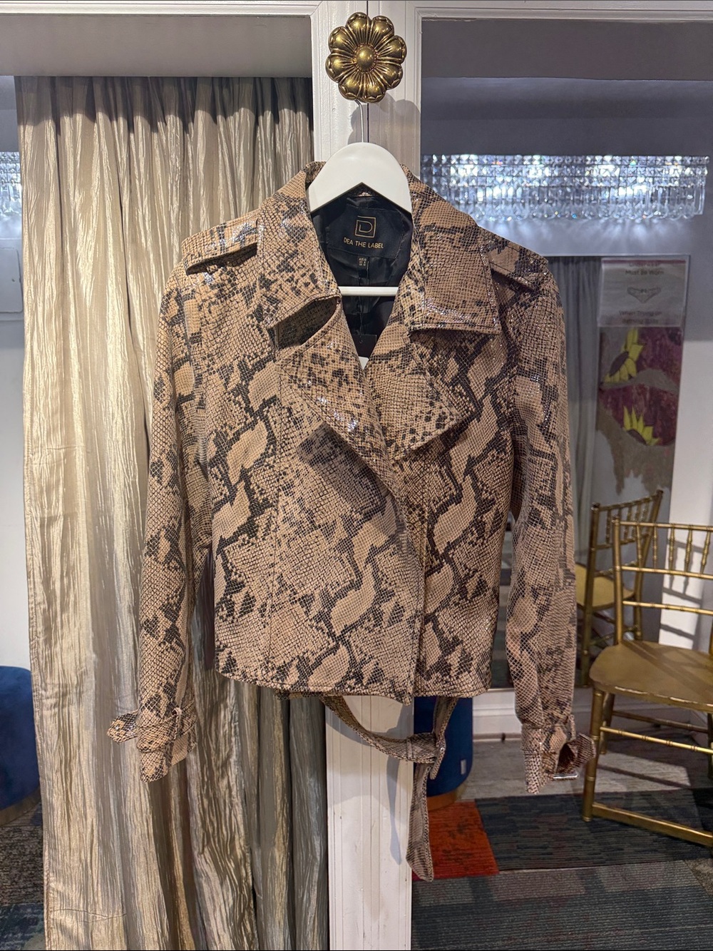 DEA THE LABEL Snake-Print Jacket